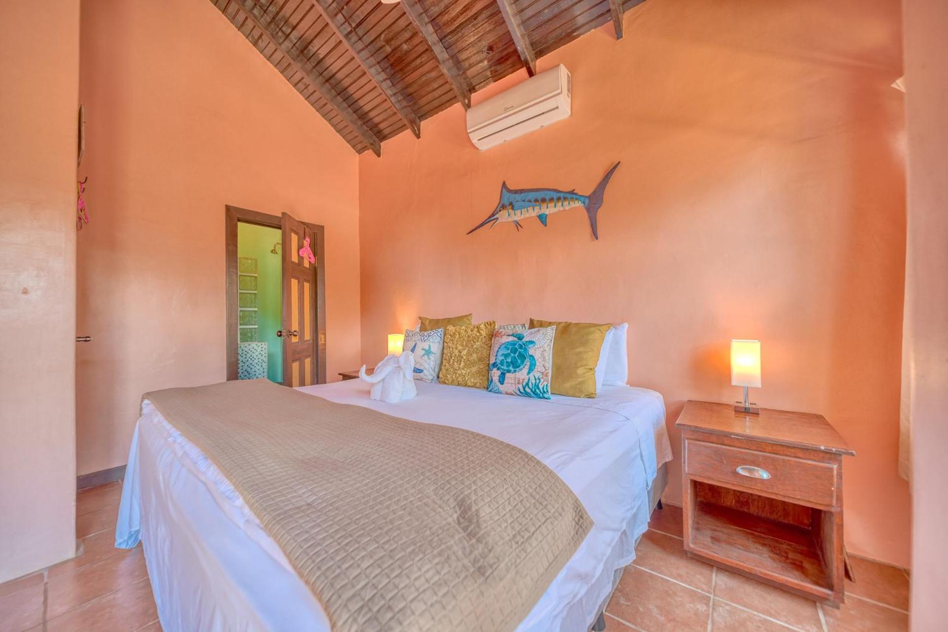 Caribe Tesoro Hotel West Bay Kültér fotó
