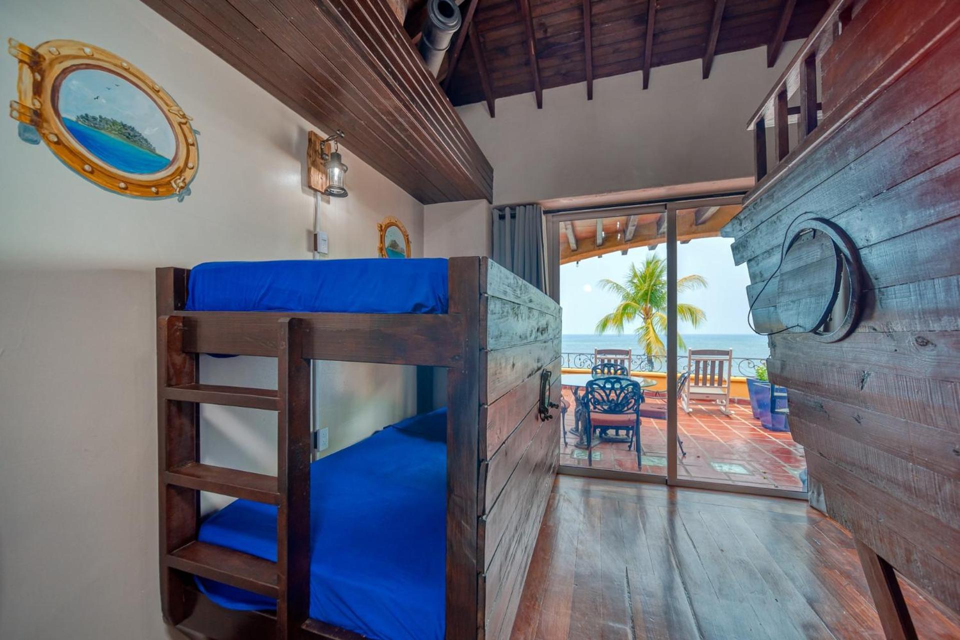 Caribe Tesoro Hotel West Bay Kültér fotó